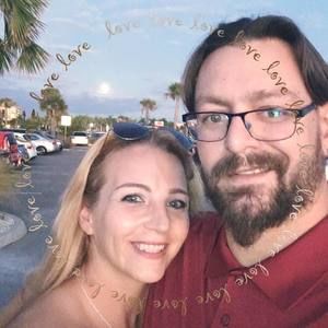 Meet your Posher, Mel marie